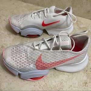 Nike women Air Zoom SuperRep 2 Summit white Crimson. Size 7 1/2. Gently used.